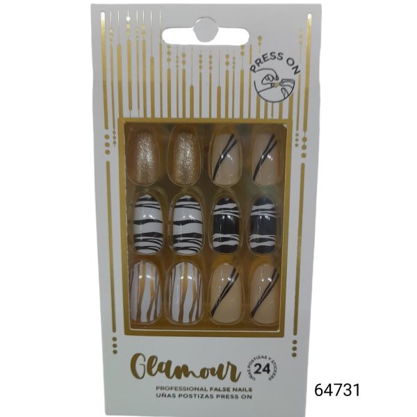 Uñas postizas decoradas en caja