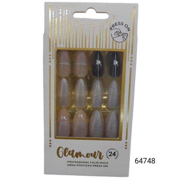 Uñas postizas decoradas en caja