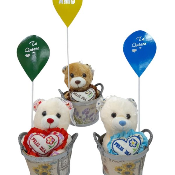 Peluche 20 cm en canasta madera con cartel- 33500