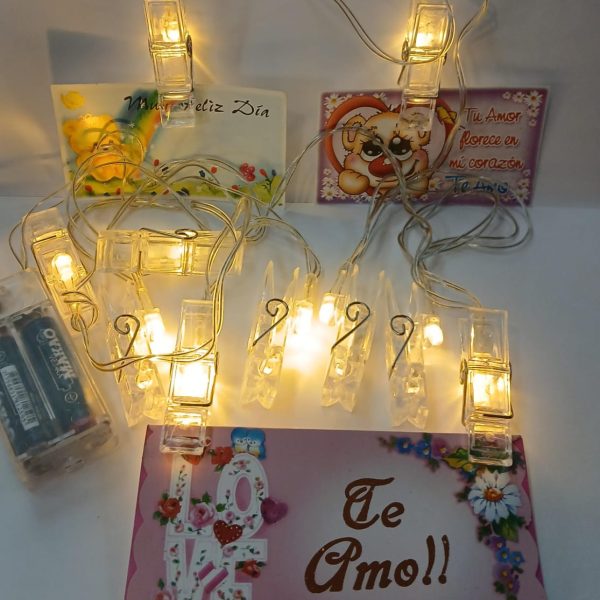 Luz Led 2 mts pilas AA con 10 broches 6 cm blanca calida-90355