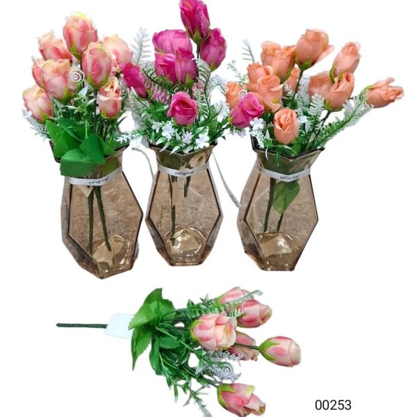 Ramo x 5 pimpollos de rosas- 00253