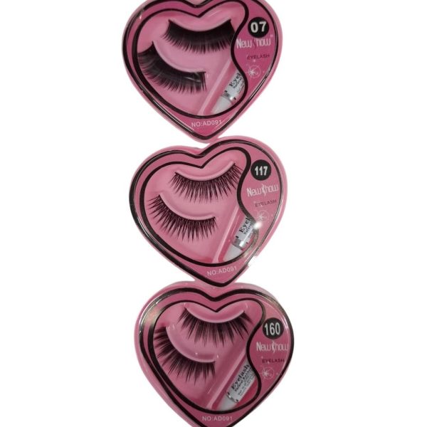 Pestañas postizas en exhibidor corazon- 6261